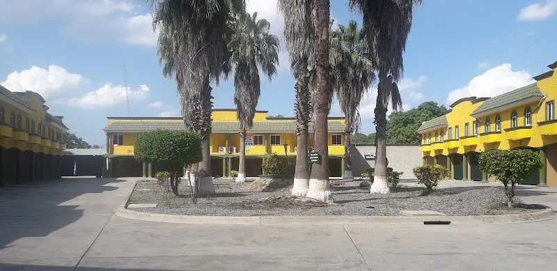 California Auto Hotel Resort