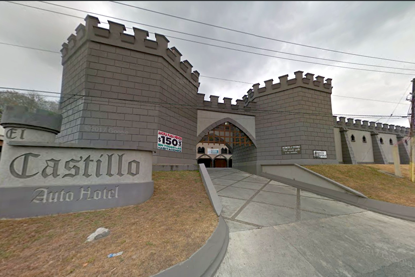 Castillo Auto Hotel