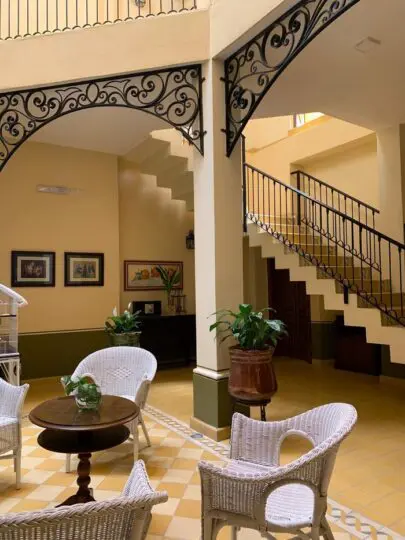 Grand Casa Naranjos, Hospedaje Alteño