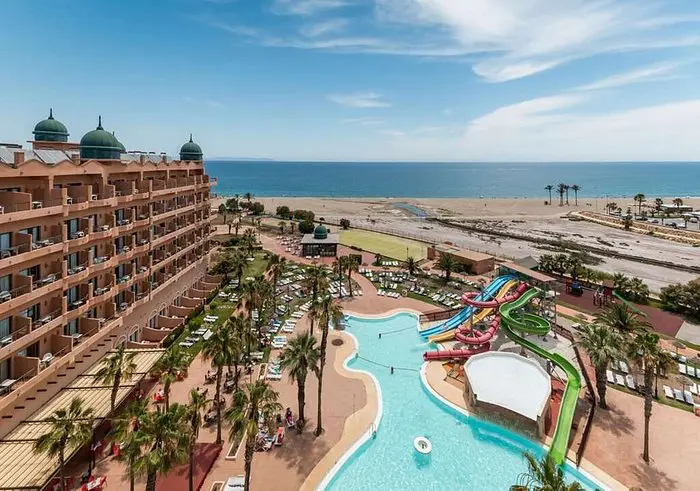 Hotel Colonial