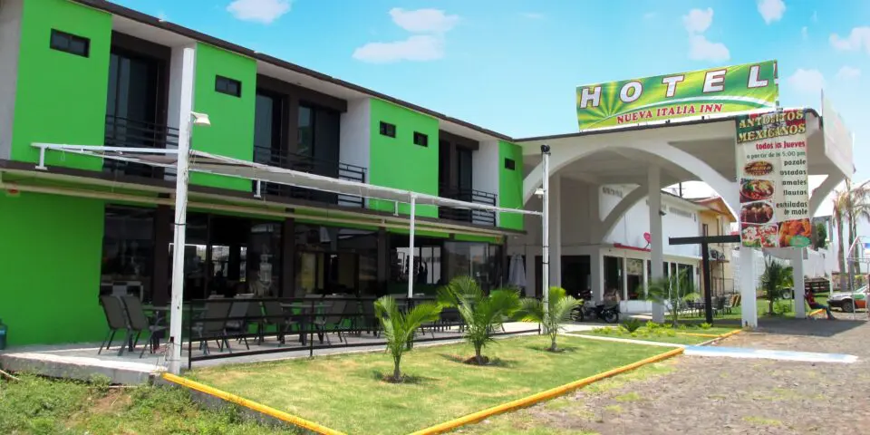 Hotel Fiesta Nueva Italia Inn