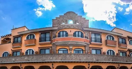 Hotel Portales Plaza