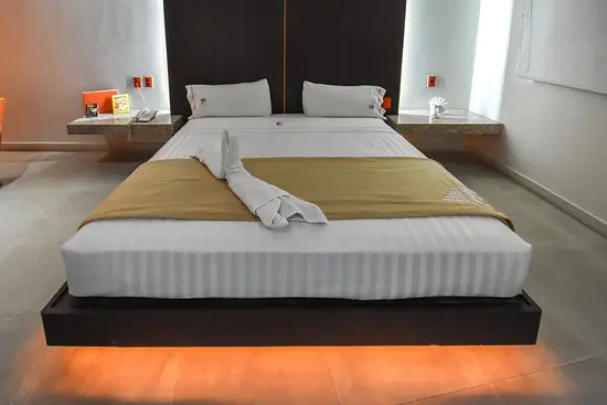 Hotel & Suites Ferri