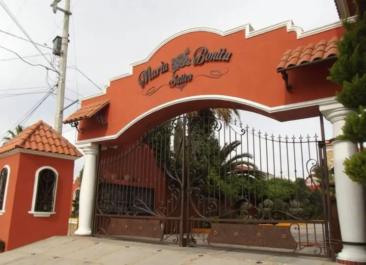 Maria Bonita Suites y Restaurant