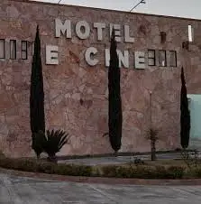 Motel El Cine