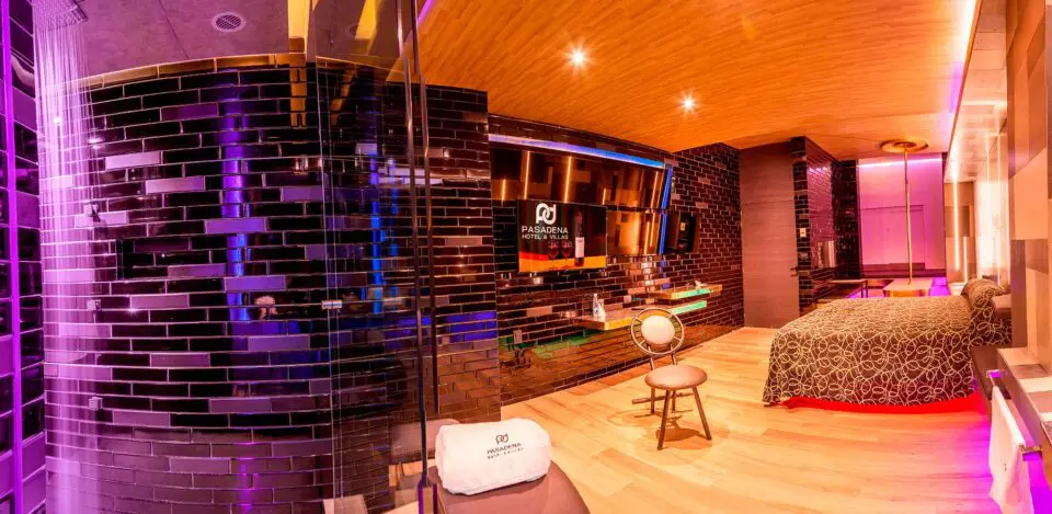 Pasadena Hotel & Villas