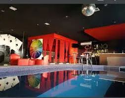 The Paradise Sweet Motel