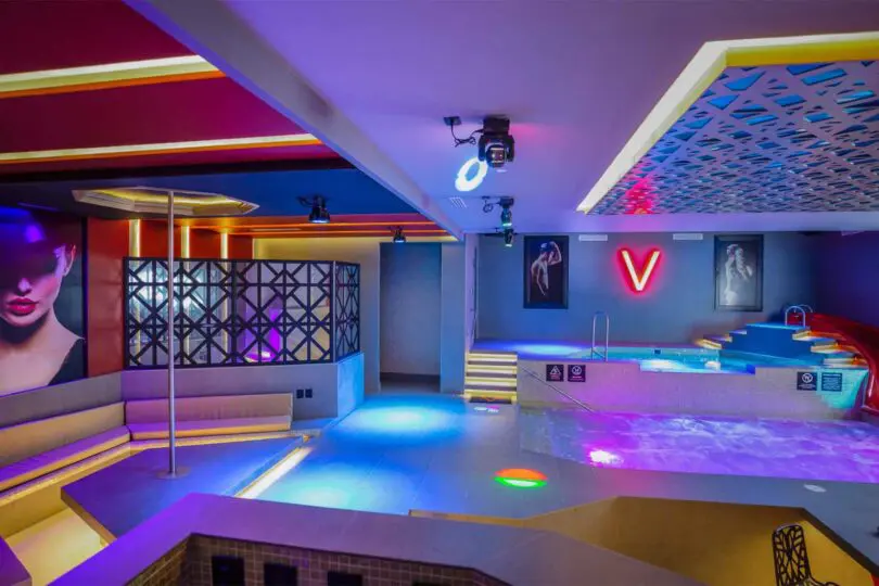 V Motel Boutique Viaducto